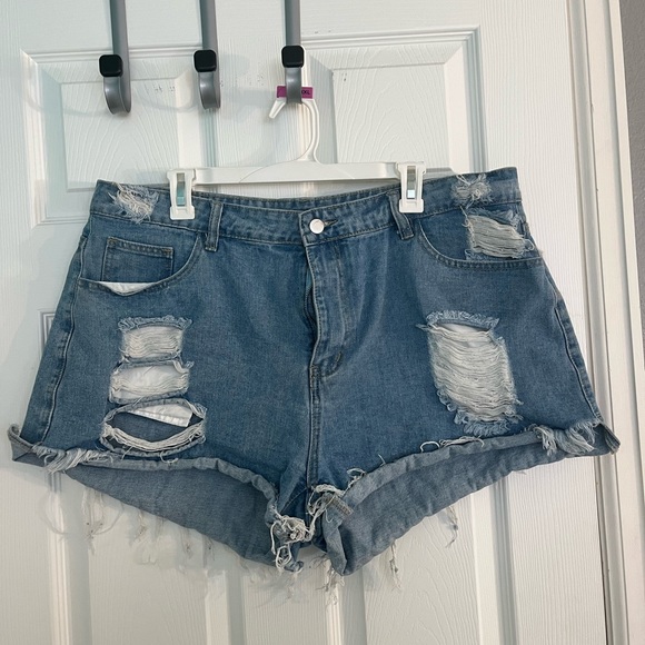 SHEIN Pants - SHEIN distressed jean shorts